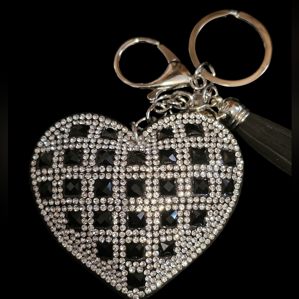 Black & Silver Grid Rhinestone Heart Keychain Bag Charm – Glam Bling Accessory